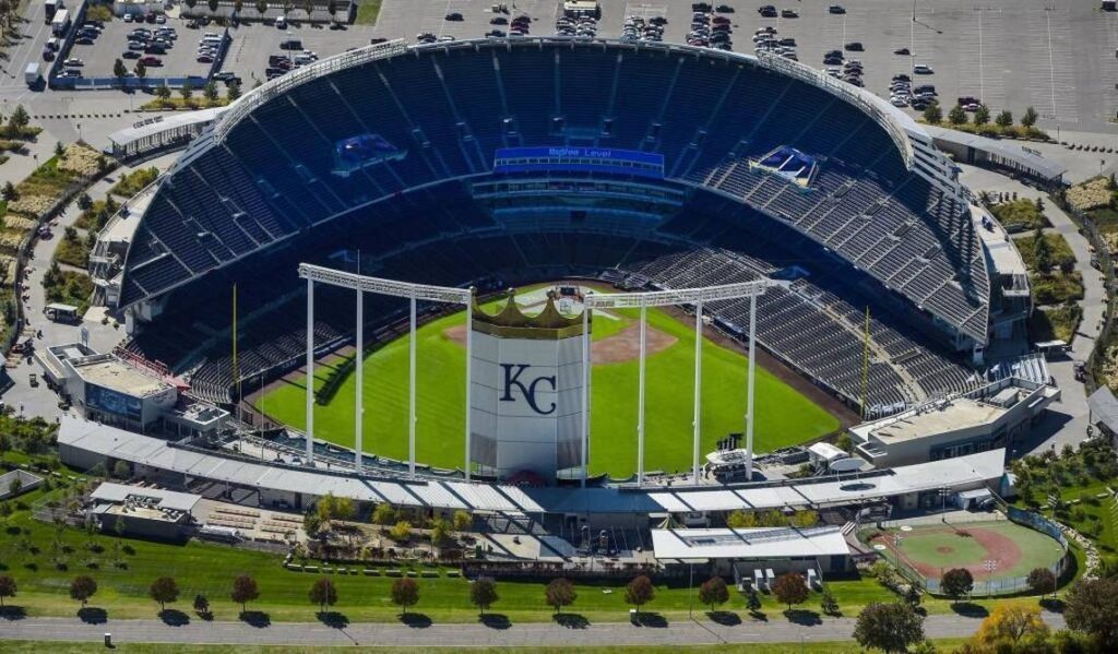 Kansas City Municipal Stadium - history, photos and more of the Kansas City  Athletics & Royals former ballpark